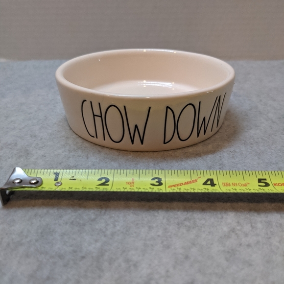 Rae Dunn Chow Down small pet dish - Picture 5 of 6